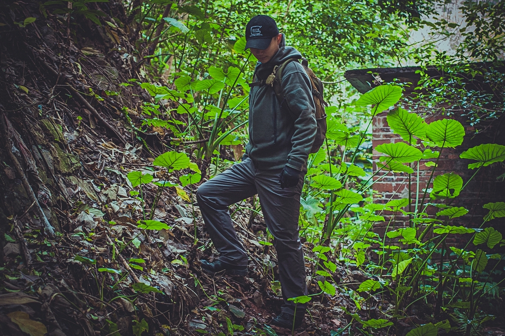 "灰人"的低调之选——龙牙二代烈刃特勤长裤加强版评测